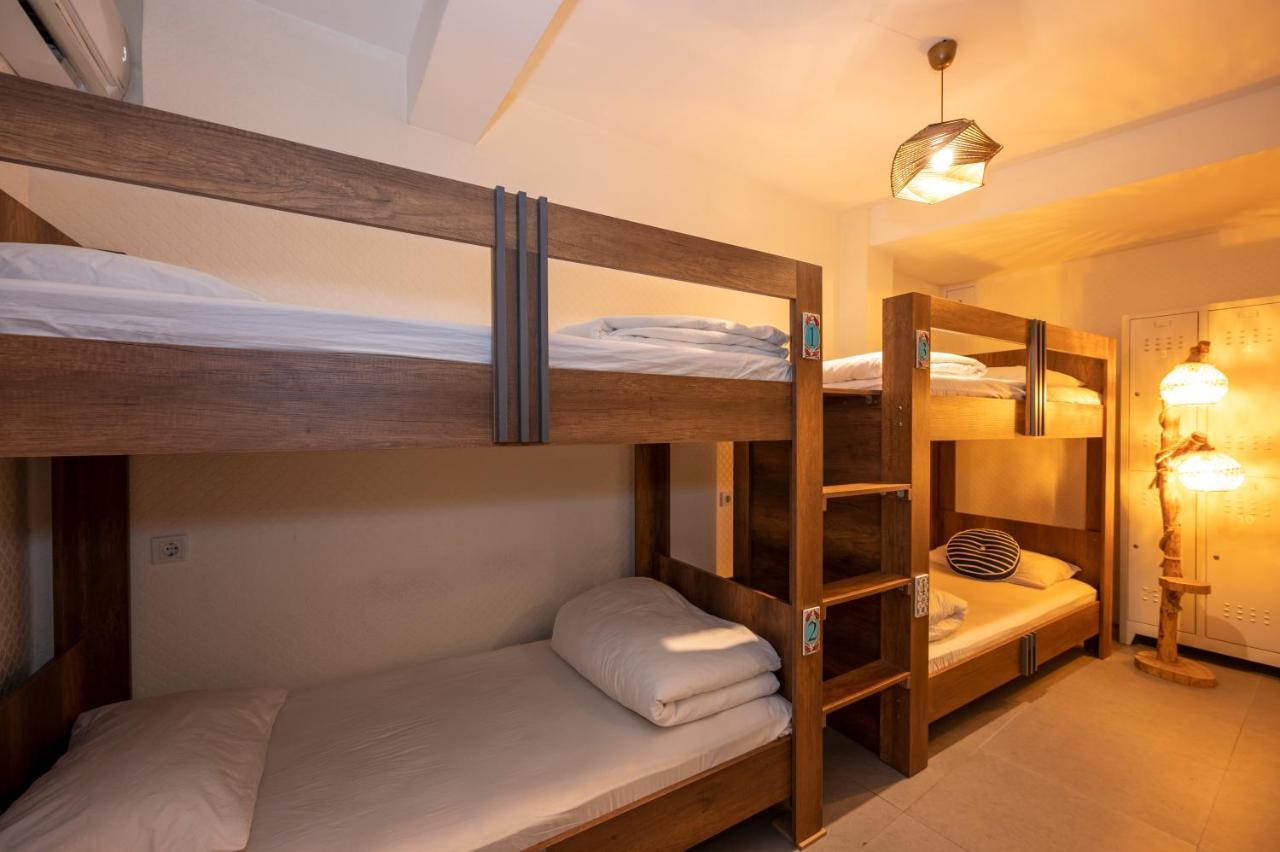 Taksim Square Hostel Istanbul Ngoại thất bức ảnh