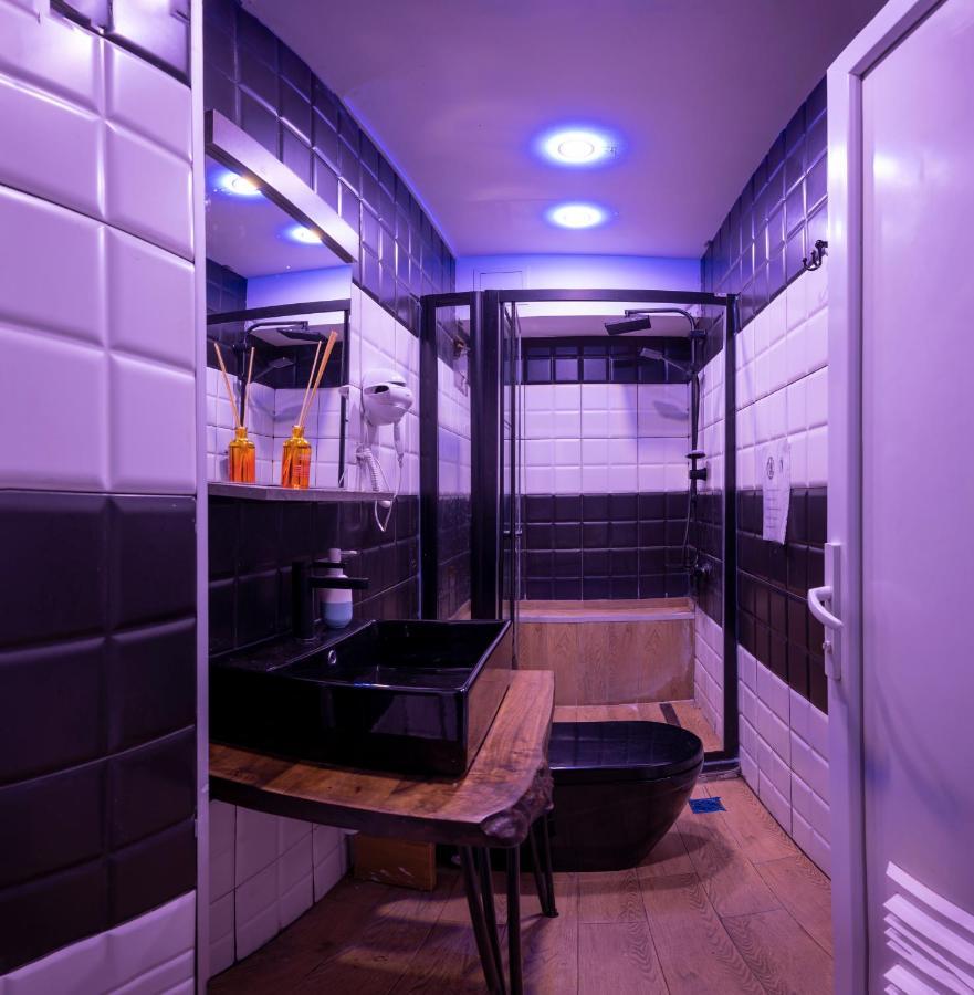 Taksim Square Hostel Istanbul Ngoại thất bức ảnh