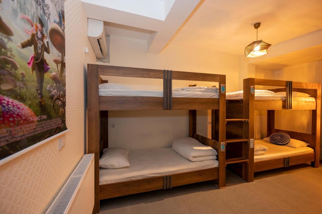 Taksim Square Hostel Istanbul Ngoại thất bức ảnh