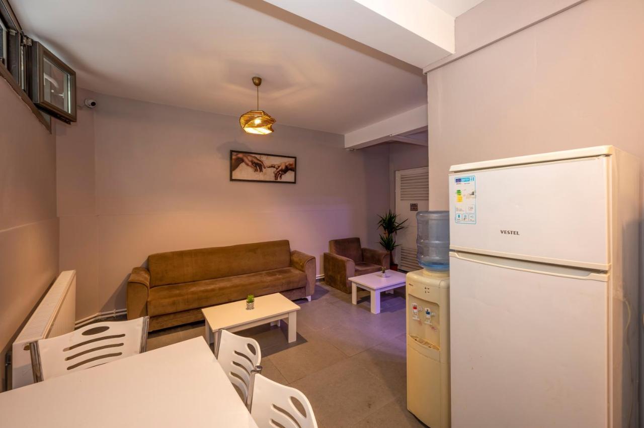 Taksim Square Hostel Istanbul Ngoại thất bức ảnh