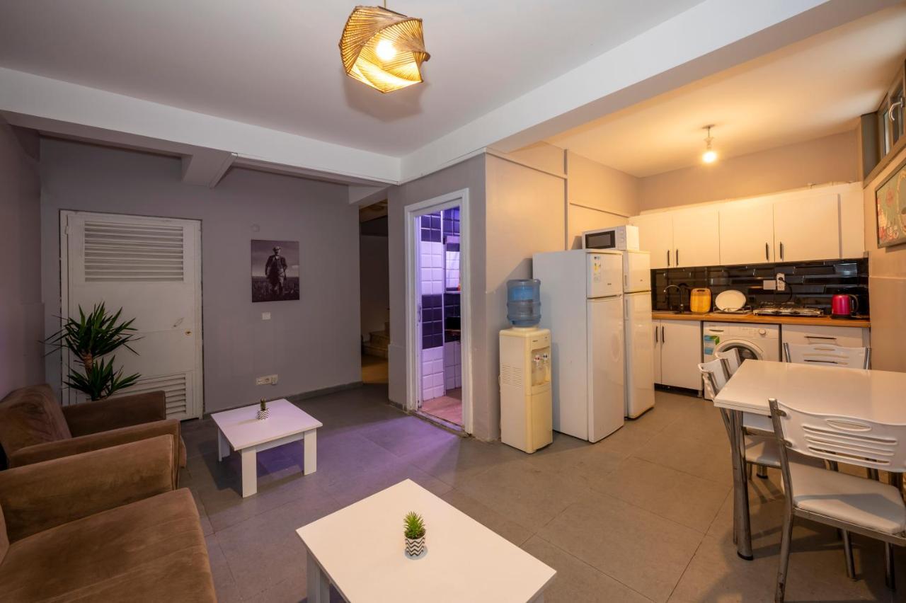 Taksim Square Hostel Istanbul Ngoại thất bức ảnh